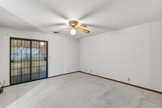 19098 Deane Dr, Madera, CA 93638