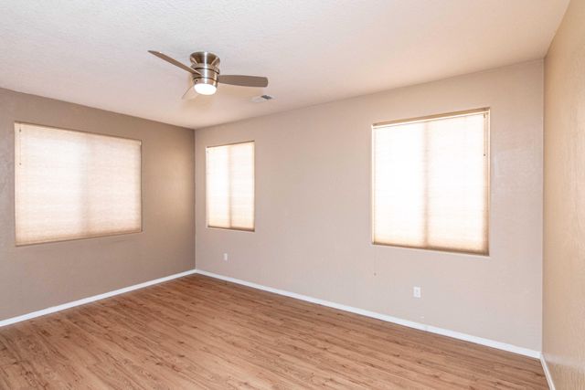948 Evening Primrose Lane, Bernalillo, NM 87004