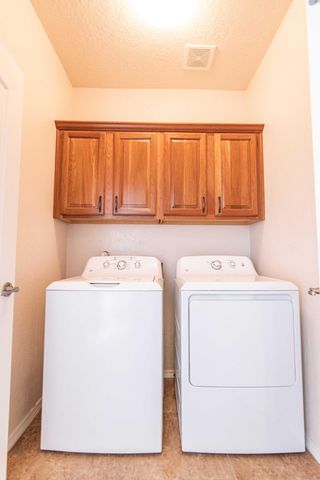 948 Evening Primrose Lane, Bernalillo, NM 87004