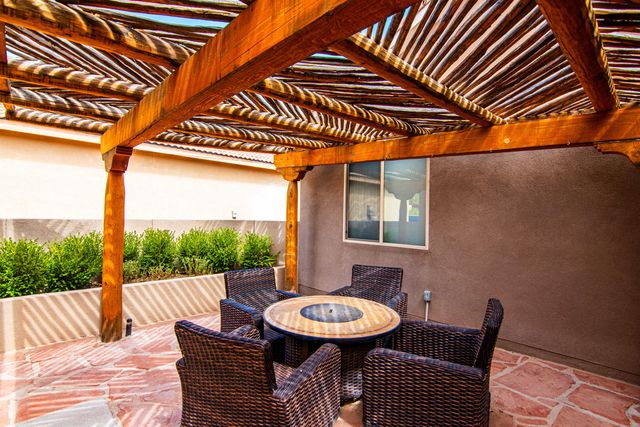 948 Evening Primrose Lane, Bernalillo, NM 87004