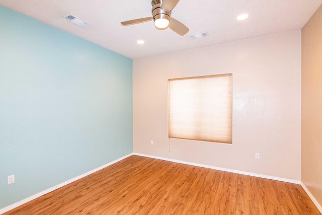 948 Evening Primrose Lane, Bernalillo, NM 87004