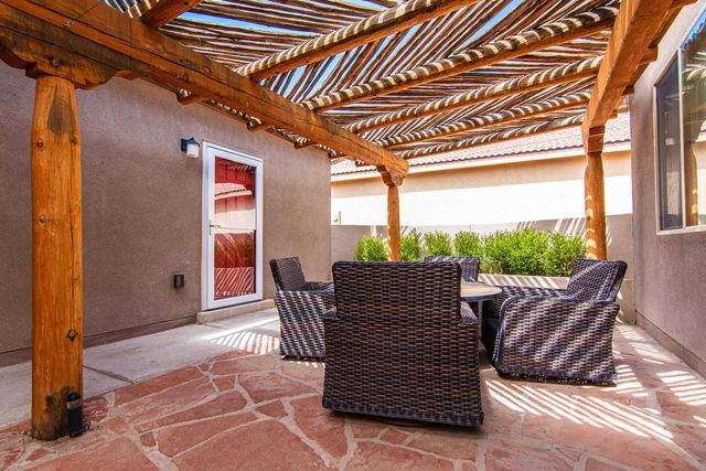 948 Evening Primrose Lane, Bernalillo, NM 87004