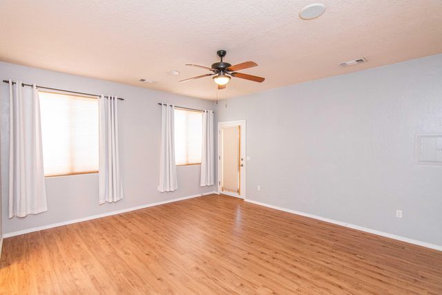 948 Evening Primrose Lane, Bernalillo, NM 87004