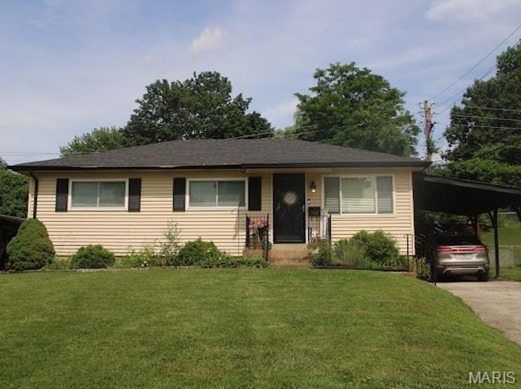 9438 Tiber Drive, Affton, MO 63123