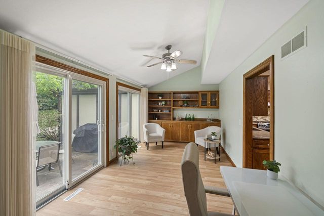 920 Oakwood LANE #C, Brookfield, WI 53045