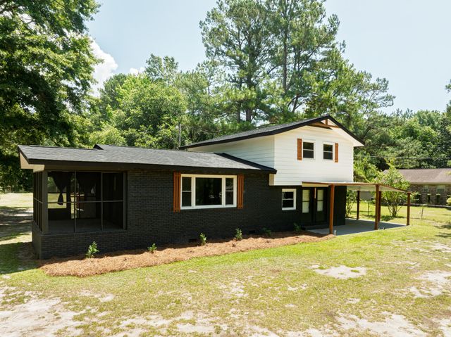 2102 N State Highway 35, Saint Stephen, SC 29479