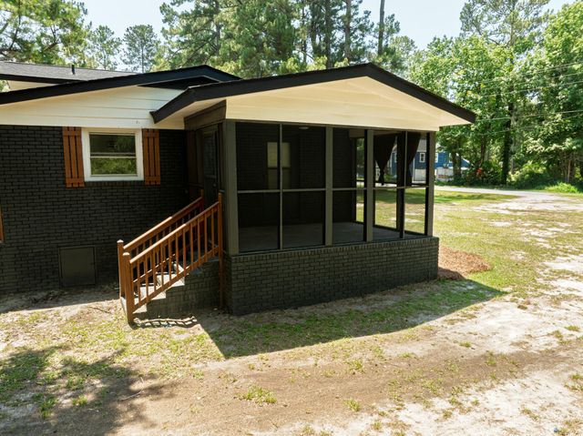 2102 N State Highway 35, Saint Stephen, SC 29479