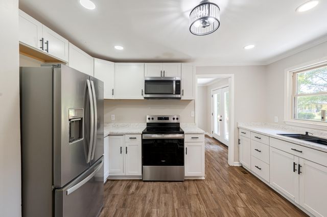 2102 N State Highway 35, Saint Stephen, SC 29479