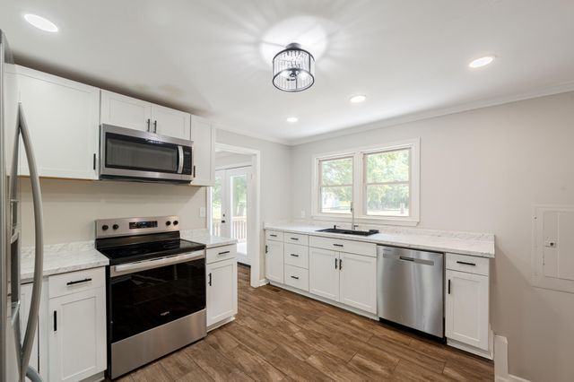 2102 N State Highway 35, Saint Stephen, SC 29479