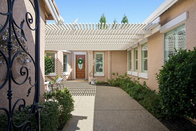 1890 Homewood Ln, Lincoln, CA 95648