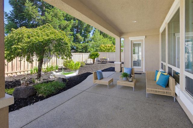 1890 Homewood Ln, Lincoln, CA 95648