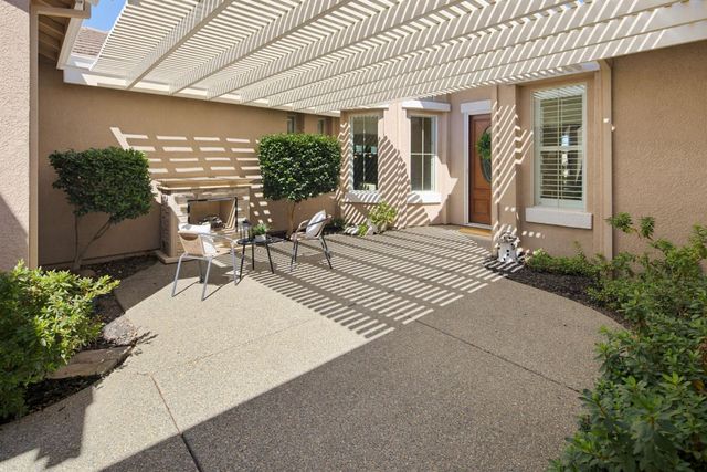 1890 Homewood Ln, Lincoln, CA 95648