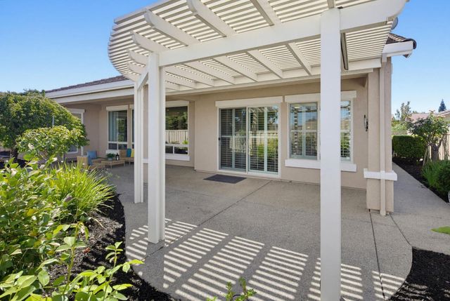 1890 Homewood Ln, Lincoln, CA 95648