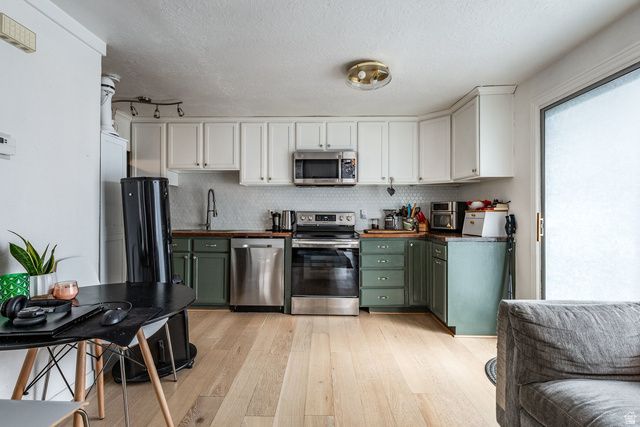 6715 E QUARTER MILE RD, Salt Lake City, UT 84108