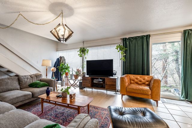 6715 E QUARTER MILE RD, Salt Lake City, UT 84108