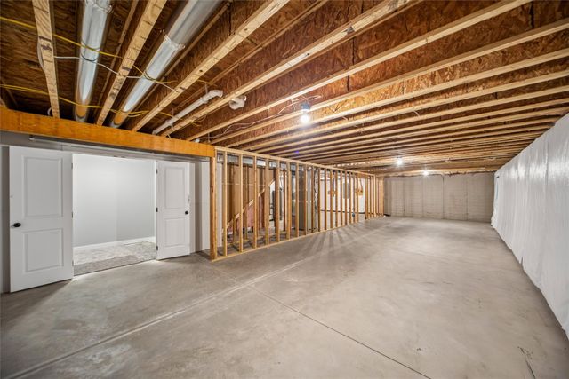 309 Aaron Avenue NW, Bondurant, IA 50035