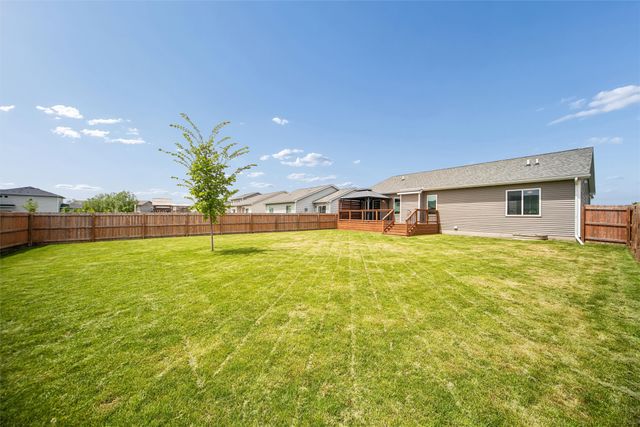 309 Aaron Avenue NW, Bondurant, IA 50035