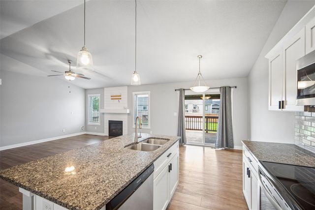 309 Aaron Avenue NW, Bondurant, IA 50035