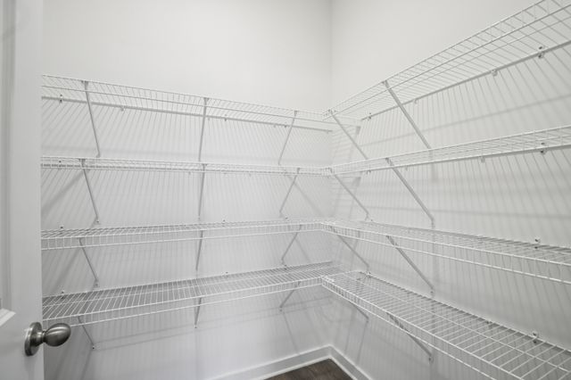 2392 Woodmeadow Dr, Clarksville, TN 37043