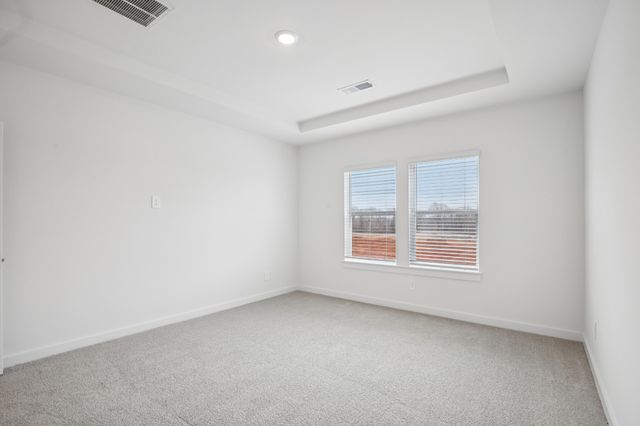 2392 Woodmeadow Dr, Clarksville, TN 37043