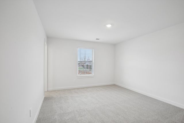 2392 Woodmeadow Dr, Clarksville, TN 37043