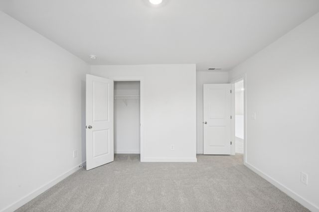 2392 Woodmeadow Dr, Clarksville, TN 37043