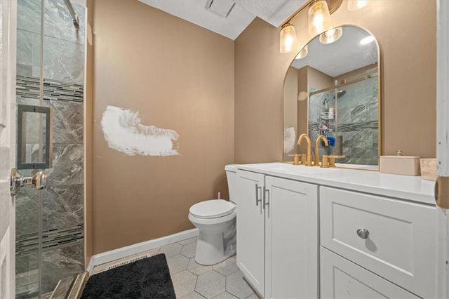 22 NW 101ST Place, Kansas City, MO 64155