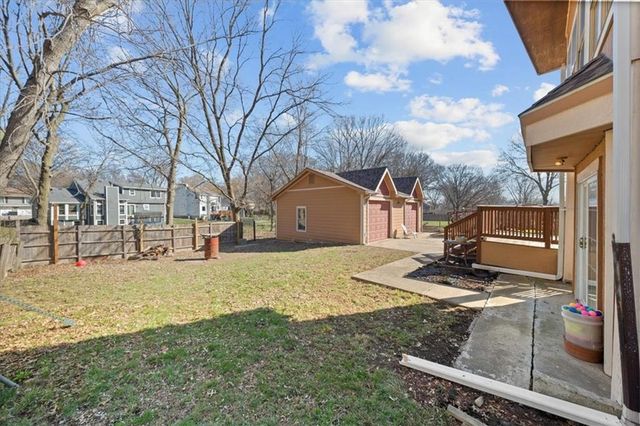 22 NW 101ST Place, Kansas City, MO 64155
