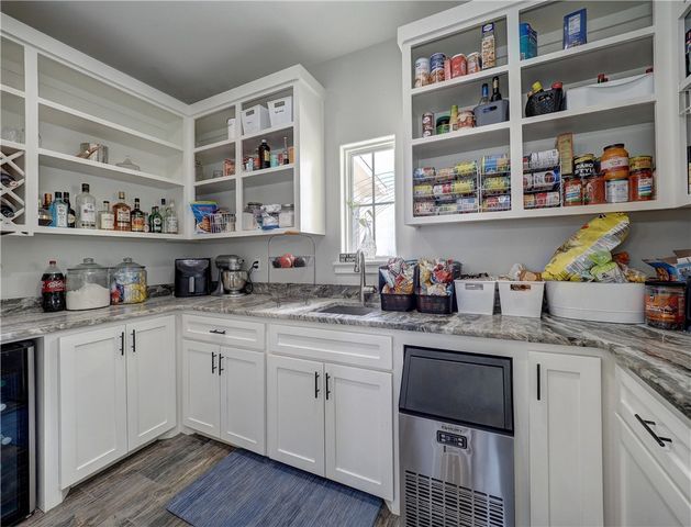 4741 County Road 3365, Taft, TX 78390