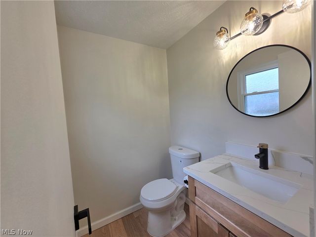 3181 Parmalee Drive, Seven Hills, OH 44131