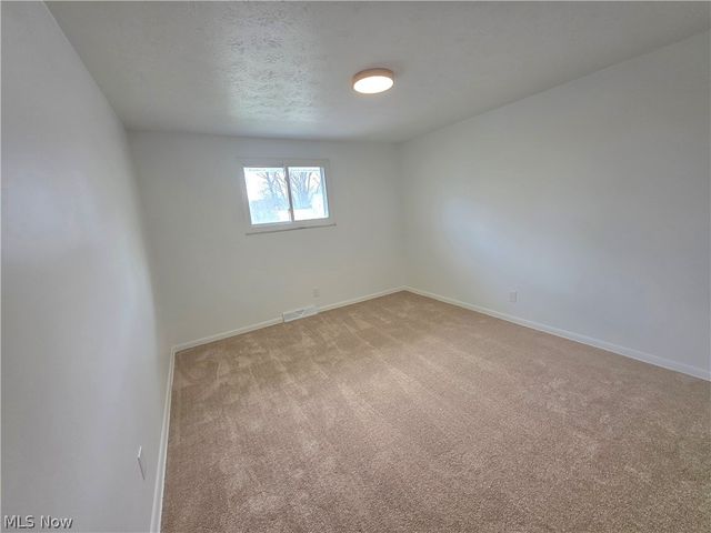 3181 Parmalee Drive, Seven Hills, OH 44131