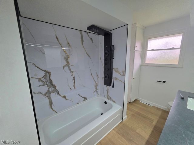 3181 Parmalee Drive, Seven Hills, OH 44131