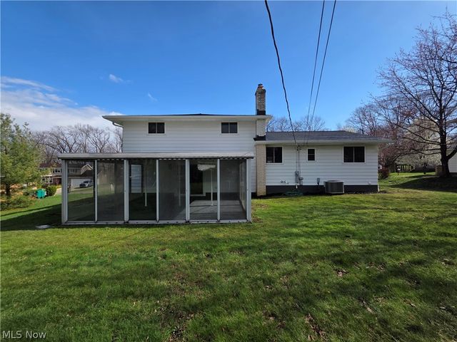 3181 Parmalee Drive, Seven Hills, OH 44131