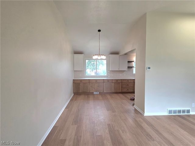 3181 Parmalee Drive, Seven Hills, OH 44131