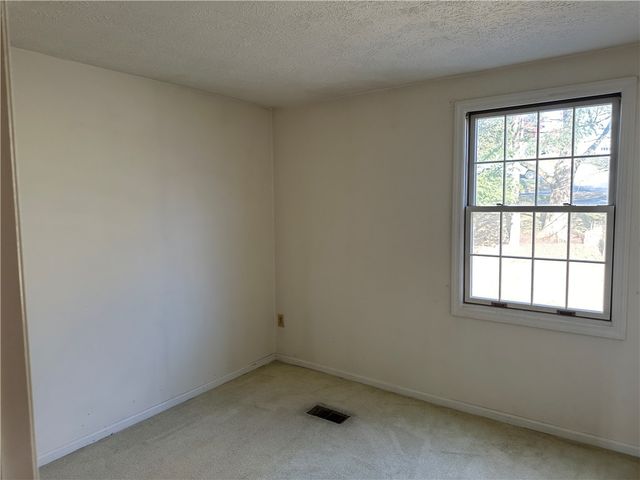 153 Hunting Creek Rd, North Strabane, PA 15317