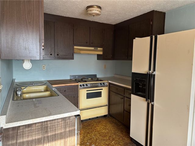 153 Hunting Creek Rd, North Strabane, PA 15317