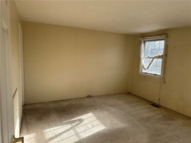 153 Hunting Creek Rd, North Strabane, PA 15317