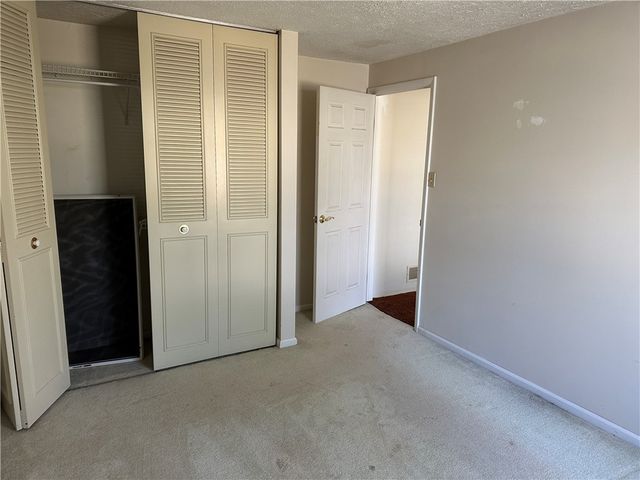 153 Hunting Creek Rd, North Strabane, PA 15317