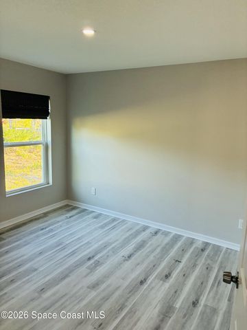 487 Dadeville Street SE, Palm Bay, FL 32909