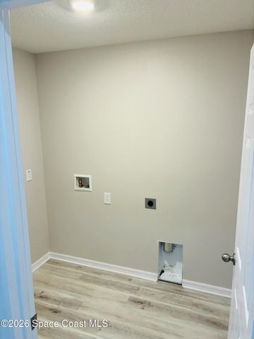 487 Dadeville Street SE, Palm Bay, FL 32909