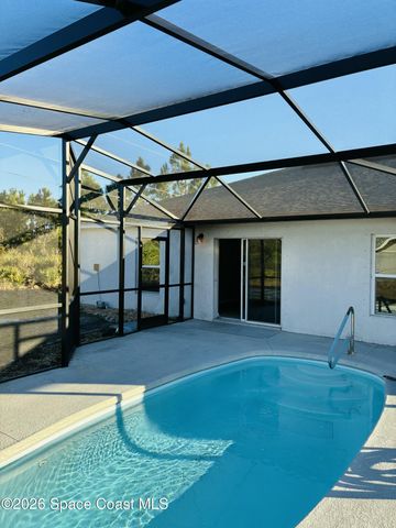 487 Dadeville Street SE, Palm Bay, FL 32909