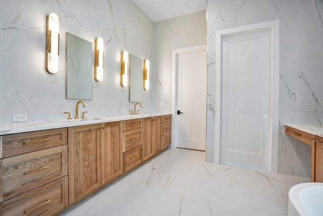 8342 BOYLA COURT, Windermere, FL 34786