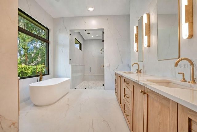 8342 BOYLA COURT, Windermere, FL 34786