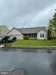 16 VIRGINIA AVE, Sinking Spring, PA 19608