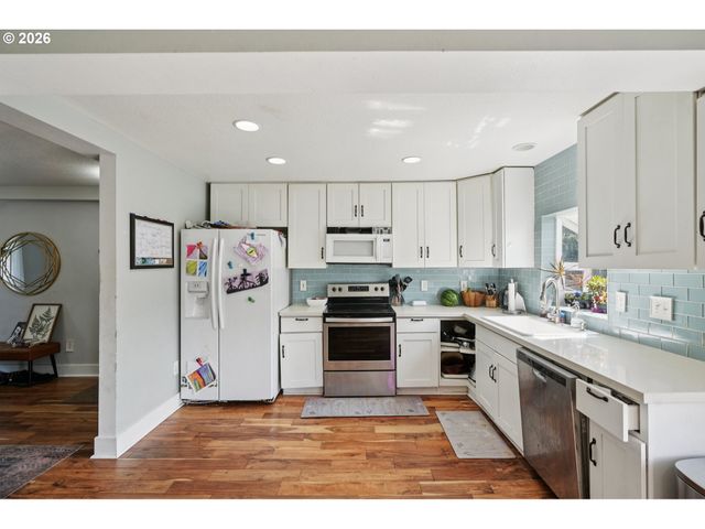 1612 12TH St, Oregon City, OR 97045