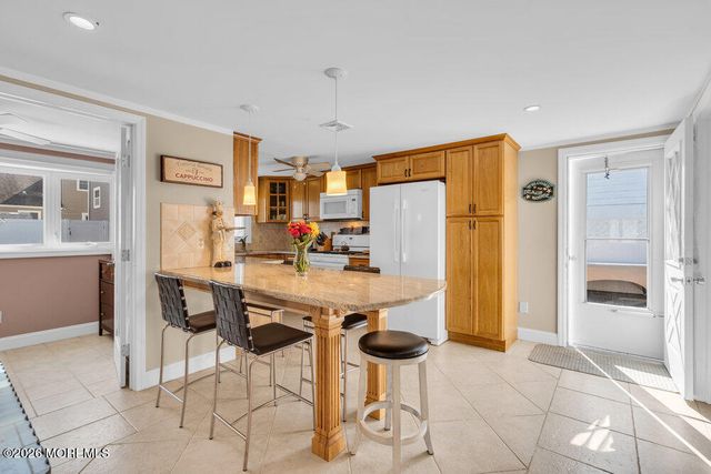 102 W Colony Road, Lavallette, NJ 08735