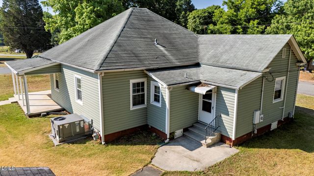 725 Everett Street, Burlington, NC 27215