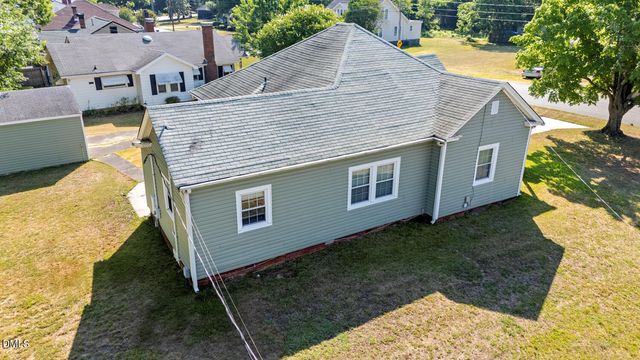725 Everett Street, Burlington, NC 27215