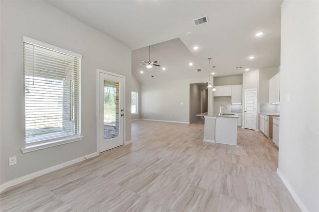 4033 Road 66124, Dayton, TX 77535