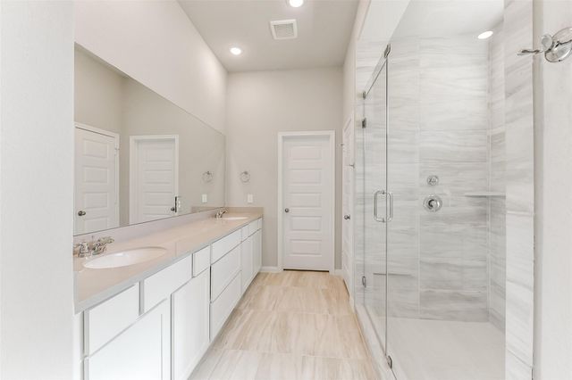 4033 Road 66124, Dayton, TX 77535